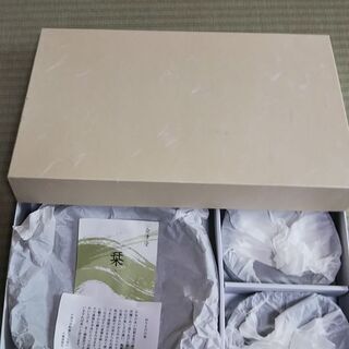 お値下げ☆新品☆会津漆　菓子鉢1枚・小判銘々皿6枚さくらの画像