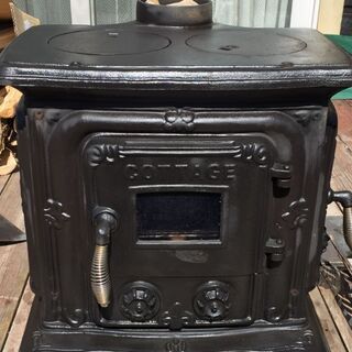 フランクリン型　猫足アンティーク薪ストーブ　の画像