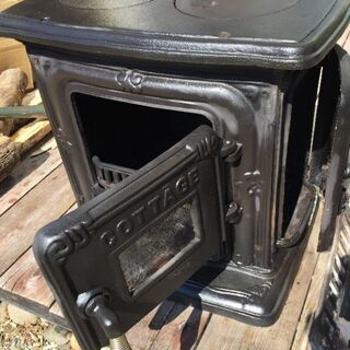 フランクリン型　猫足アンティーク薪ストーブ　の画像