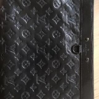 ルイヴィトンのクラッチバッグ