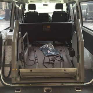 車輌用　車椅子　乗降装置