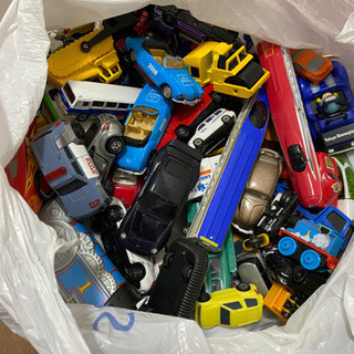 取引中　トミカ   など