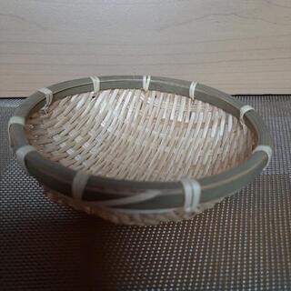 ざる　小 4ヶの画像