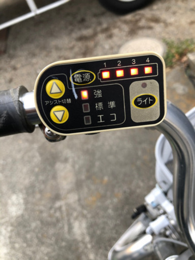 ブリヂストン 電動アシスト付三輪自転車 アシスタ 三段変速 充電器付 