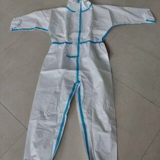 消毒作業、清掃作業に医療用防塵防護服　21着