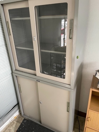 業務用キャビネット、棚