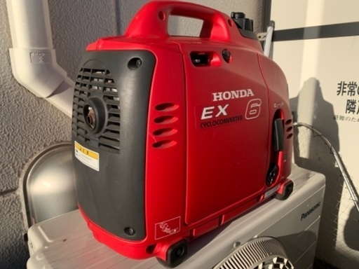 ホンダ HONDA ポータブル発電機 EX6 ➕ ガソリン携行缶