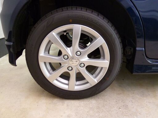 新車外し、新品同様、スズキ新型ワゴンR FZの標準アルミホイール＆タイヤです。
