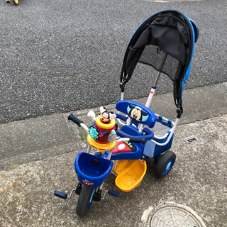 三輪車　ミッキーマウス　カーゴドーム