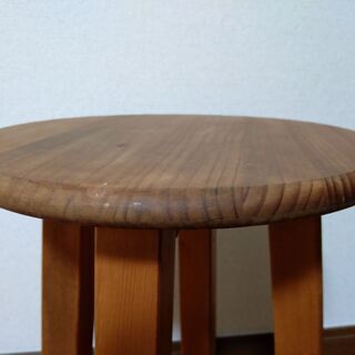木製 丸椅子スツールの画像