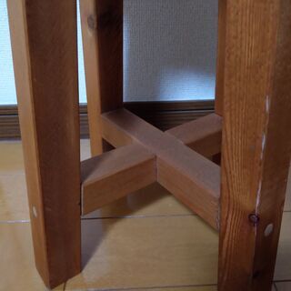 木製 丸椅子スツールの画像