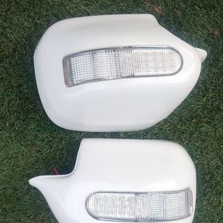 トヨタ bB NCP  純正 LEDウィンカードアミラーカバー左右セット パールホワイト 中古の画像