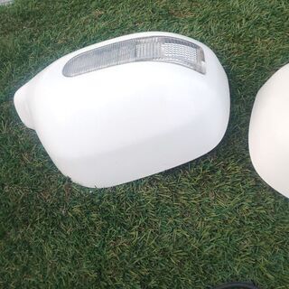 トヨタ bB NCP  純正 LEDウィンカードアミラーカバー左右セット パールホワイト 中古の画像