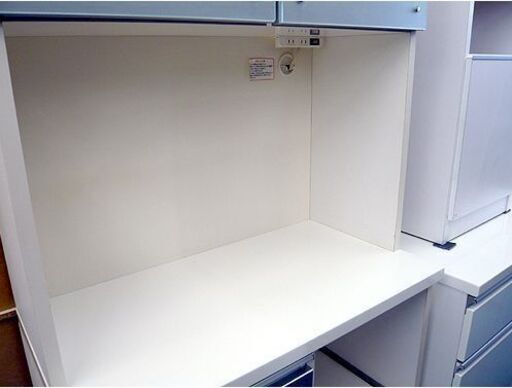 〇 札幌 レンジボード 幅80×奥行42×高さ201㎝ コンセント×2 大型 大きめ ホワイト/シルバー キッチン収納 食器棚 本郷通店