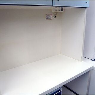 〇 札幌 レンジボード 幅80×奥行42×高さ201㎝ コンセント×2