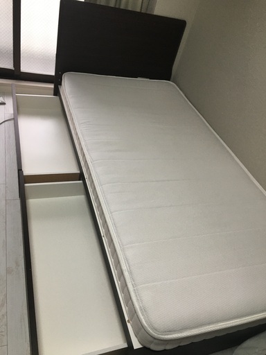 ニトリベッドフレーム: 浅型引出し付きシングルフレーム(メリッサ3) 2018年製