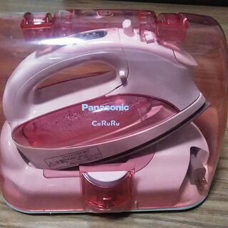 コードレスのアイロン　ピンク　パナソニック