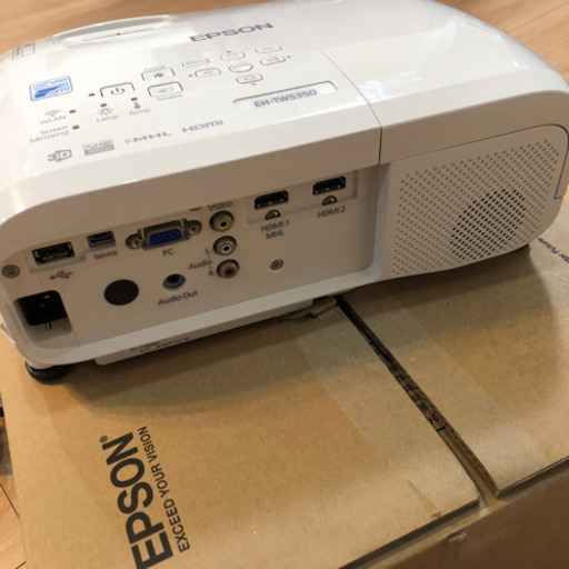 3D対応エプソン ホームプロジェクター　TW5350