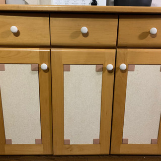 食器棚　直接受け取れる方！