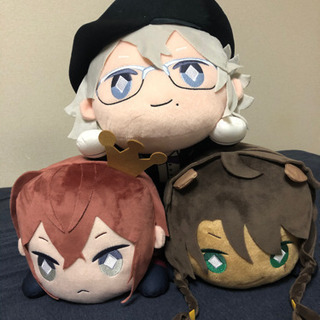 ツイステッドワンダーランド　メガジャンボ寝そべりぬいぐるみ　3体セット