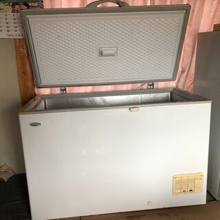 ハイアール冷凍庫 309L