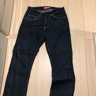NESTA ジーンズの画像