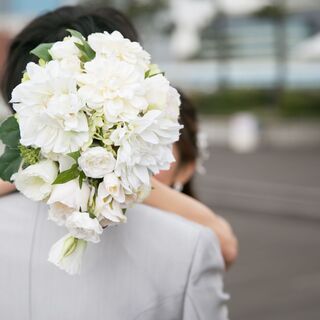 結婚したいと思っている方（婚活希望の方）をご紹介いただくお仕事です。の画像