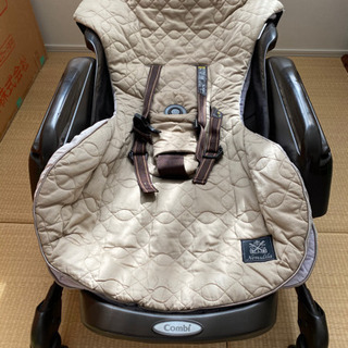 【決定】コンビ・ネムリラ、ハイ＆ロー・電動式スウィングベッドの画像