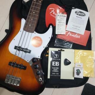 ベースギター SQUIER/AFFINITYとVOX Pathf...