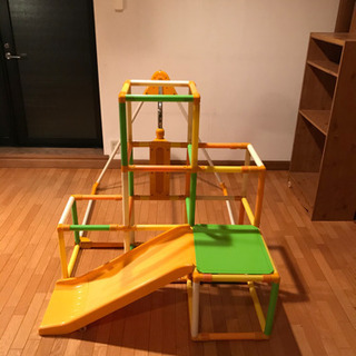 室内用　ジャングルジム　滑り台　鉄棒の画像