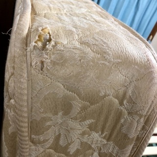 ダブルベッド(3月中まで出品)の画像