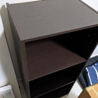 ニトリ3層カラーボックス　2つの画像