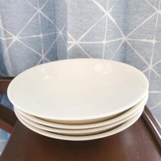 白いスープ皿４枚