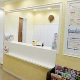 【正社員】歯科助手・歯科受付｜歯科医院で働いてみませんか？未経験者大歓迎｜南越谷駅徒歩2分｜社保完備｜有給100％取得可能｜半年後お祝い金6万円支給の画像