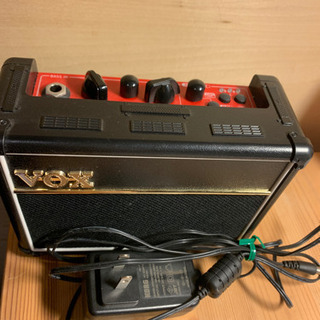 VOXのミニベースアンプの画像