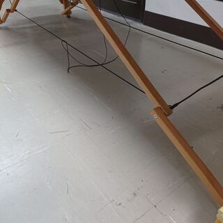 取引場所　南観音　2103-072　 軽量 折りたたみ マッサージベッド 木製 有孔 ブラックの画像