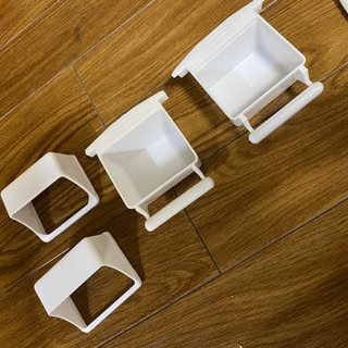 【至急】鳥かご ホワイト キャスター棚付き【最終値下げ】の画像