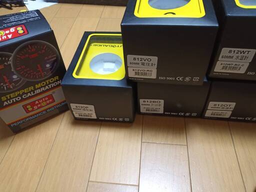 オートゲージ812シリーズセット【ブースト計、電圧計、水温系、油温計、油圧計、時計、回転数計】メーターホルダー