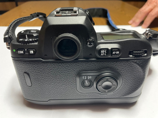 Nikon F100 フィルムカメラ　フラッシュ付き！