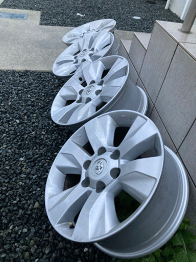 ハイラックス　GUN125 6穴