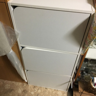 カラーボックス