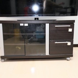 テレビ台の画像
