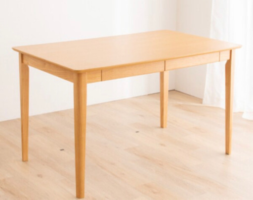 新品未使用　ダイニングテーブル