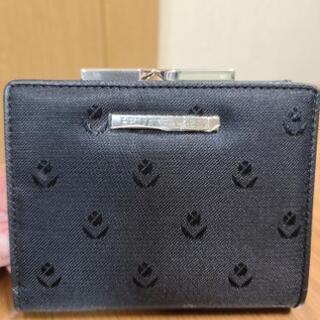 レディース　二つ折り財布　がま口付