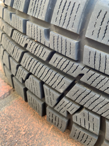 スタッドレス155/65R13ホイール付き4本セット8000円