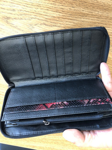 長財布 パイソン本革