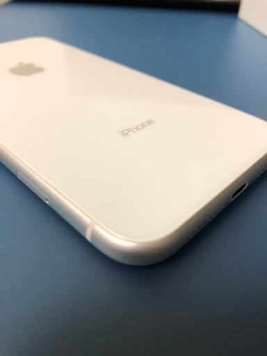 美品　Apple iPhone XR  64GB SIMフリー　ホワイト