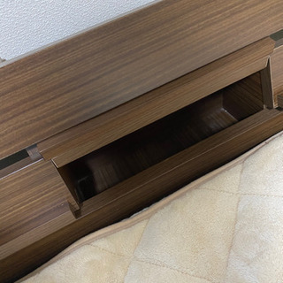 セミダブル　ベットフレーム＋マットレスの画像