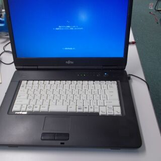 中古ノートPC　FMV　A8290　Cel900 　4GBメモリ...
