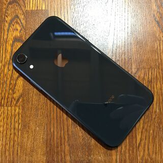 iPhone xr 64gb 黒/ブラック SIMフリー 本体 おまけ付き 美品 最終値下げ！の画像